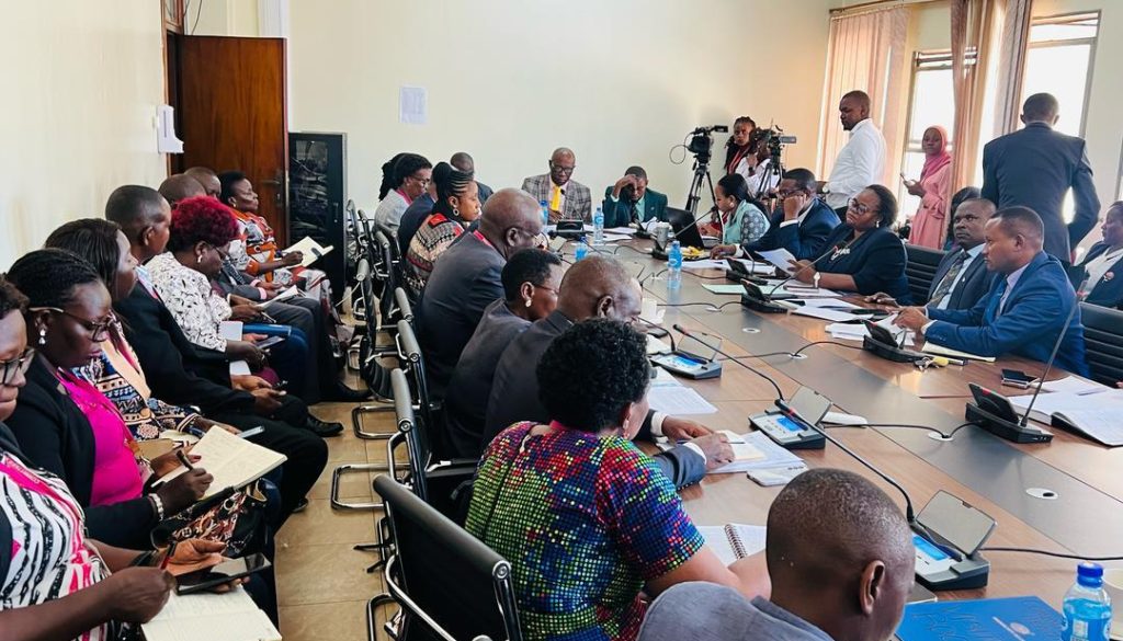 High-level meeting with Parliamentary Health Committee addresses future of Uganda’s HIV response.