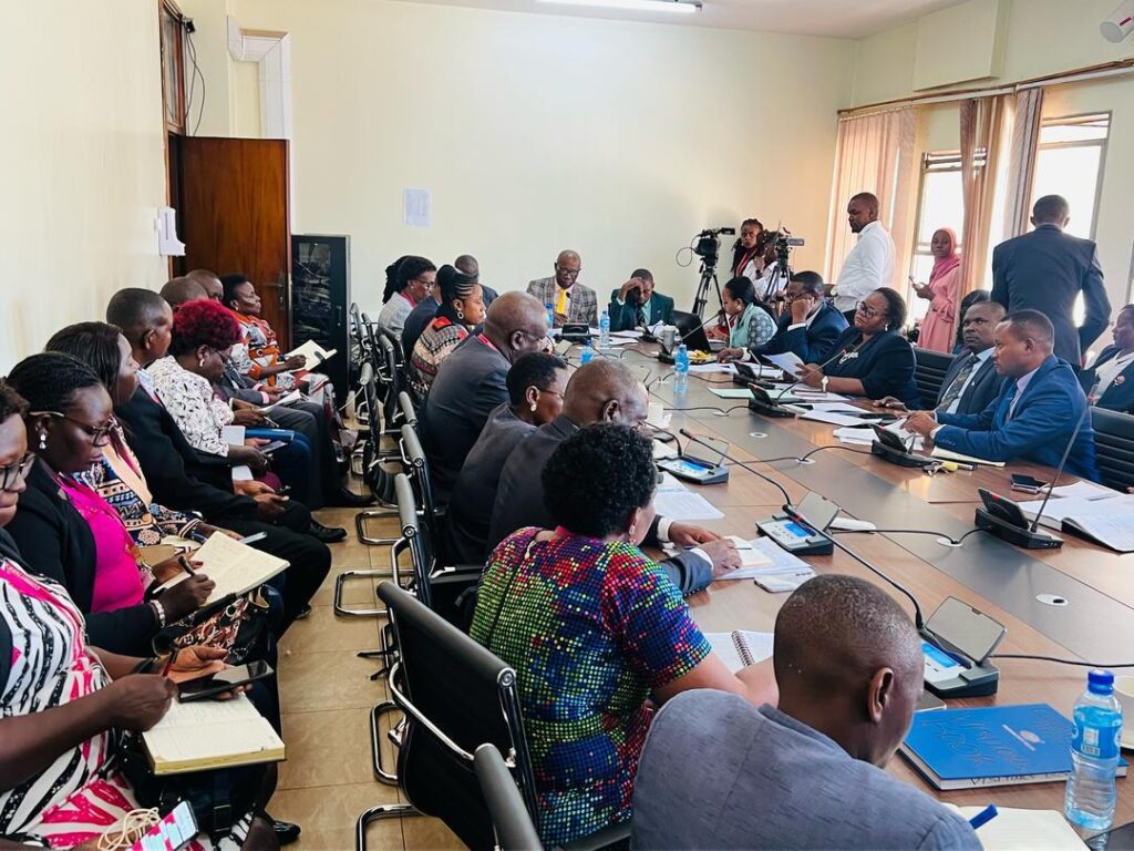 High-level meeting with Parliamentary Health Committee addresses future of Uganda’s HIV response.